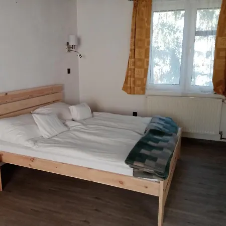 Parti Setany Vendeghaz Guest house