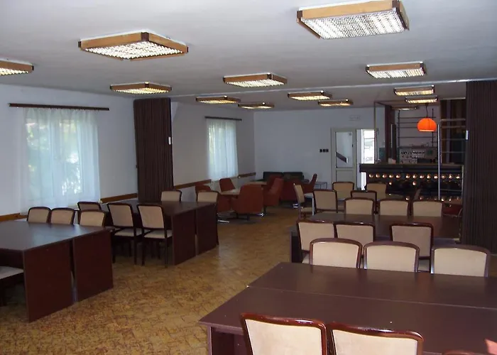 Parti Setany Vendeghaz באלאטונקנשה
